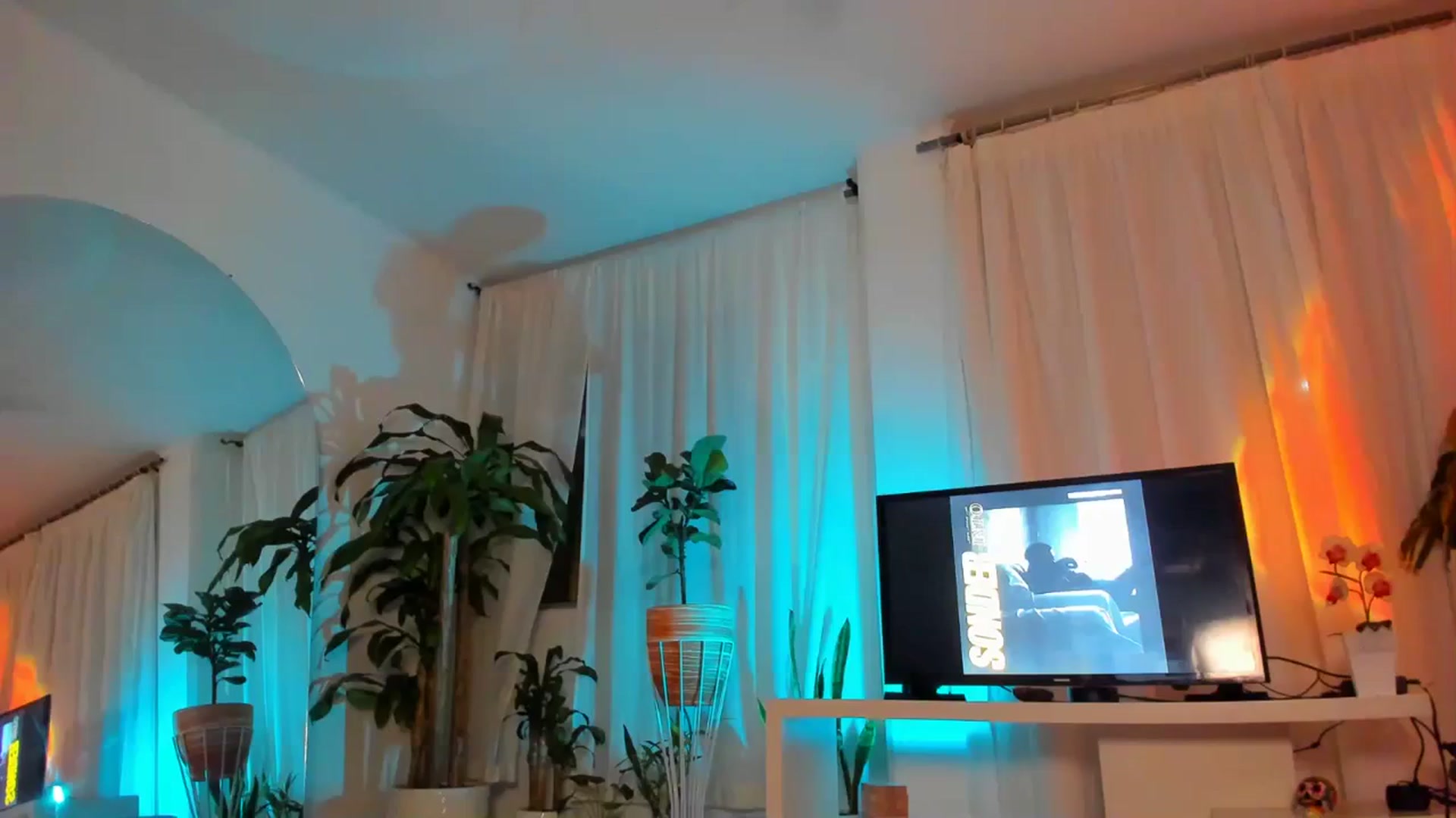Gallery image thumbnail from Nana_Belle's myfreecams stream on, 11/13/2023, 05:31 image 4 of 20