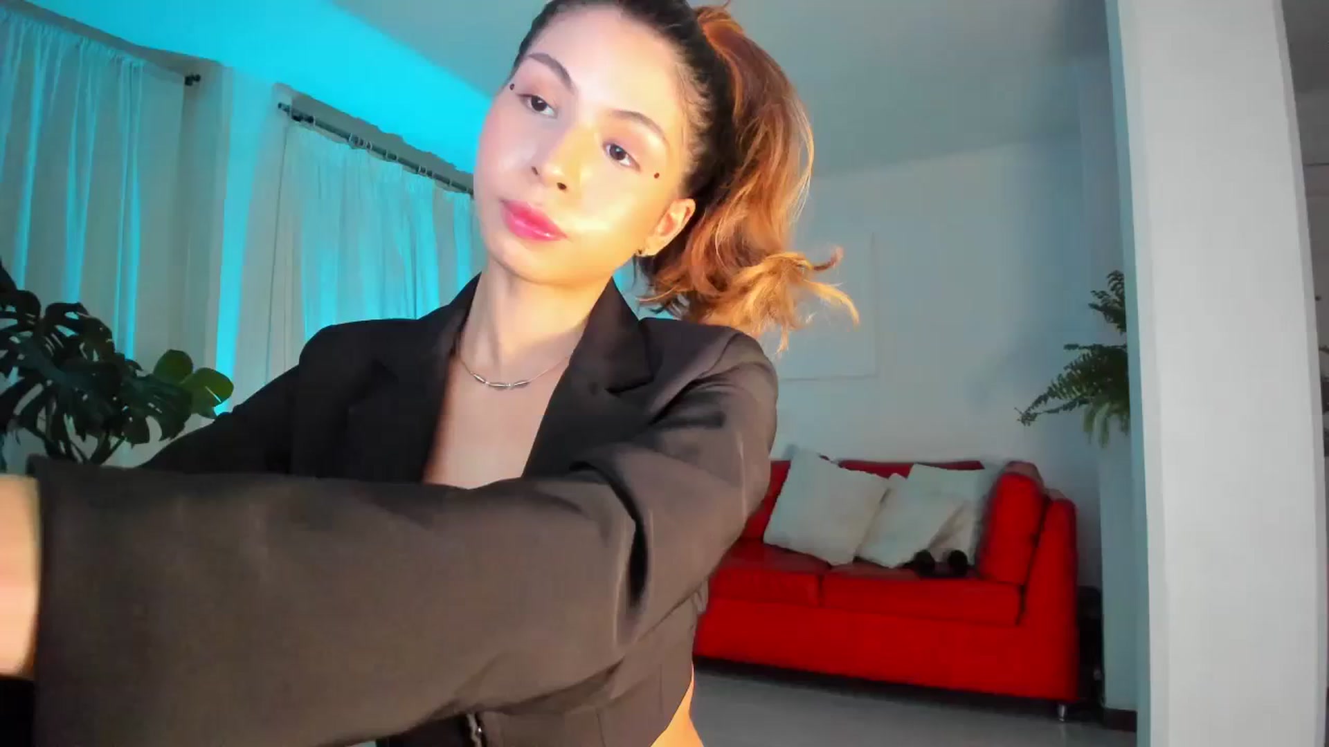 Gallery image thumbnail from Nana_Belle's myfreecams stream on, 12/14/2023, 04:03 image 7 of 20