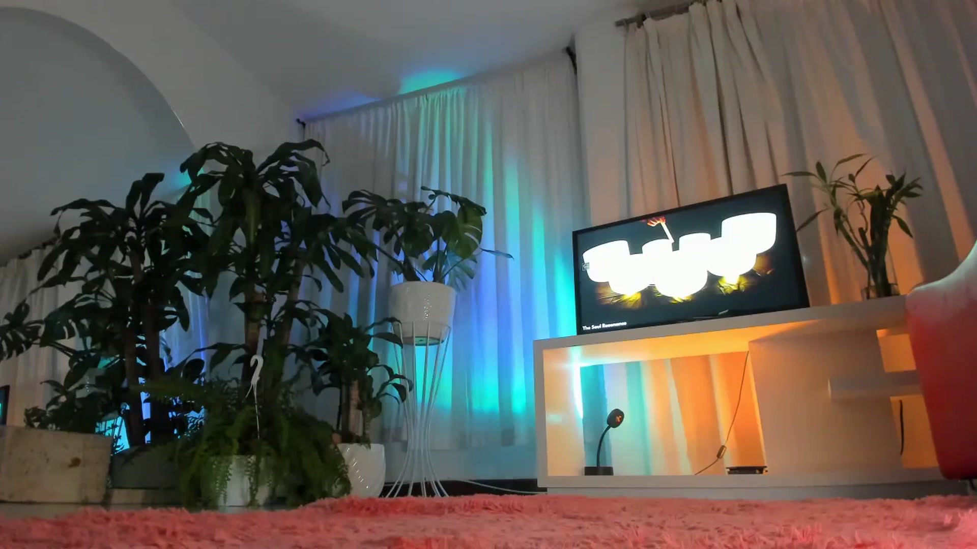 Gallery image thumbnail from Nana_Belle's myfreecams stream on, 01/09/2024, 04:03 image 7 of 20