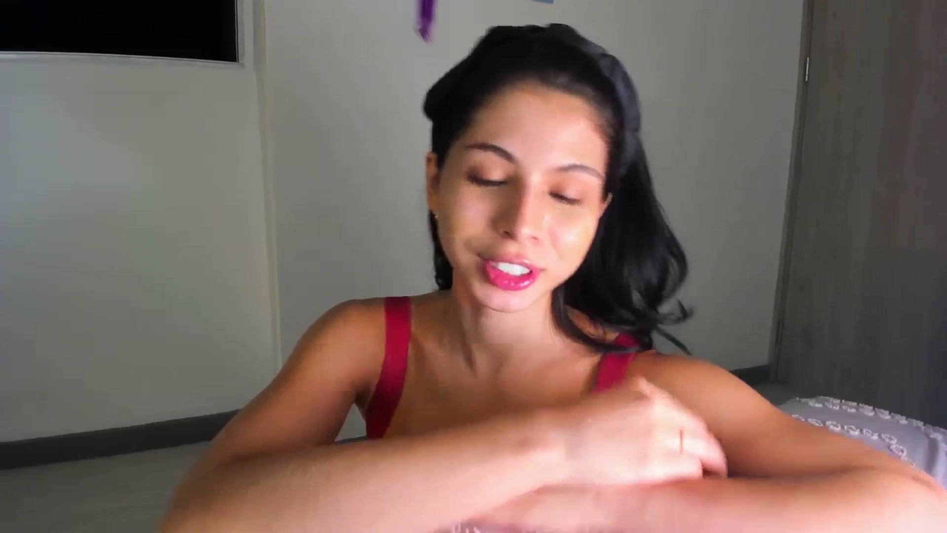 Gallery image thumbnail from Nana_Belle's myfreecams stream on, 02/28/2024, 03:01 image 9 of 20
