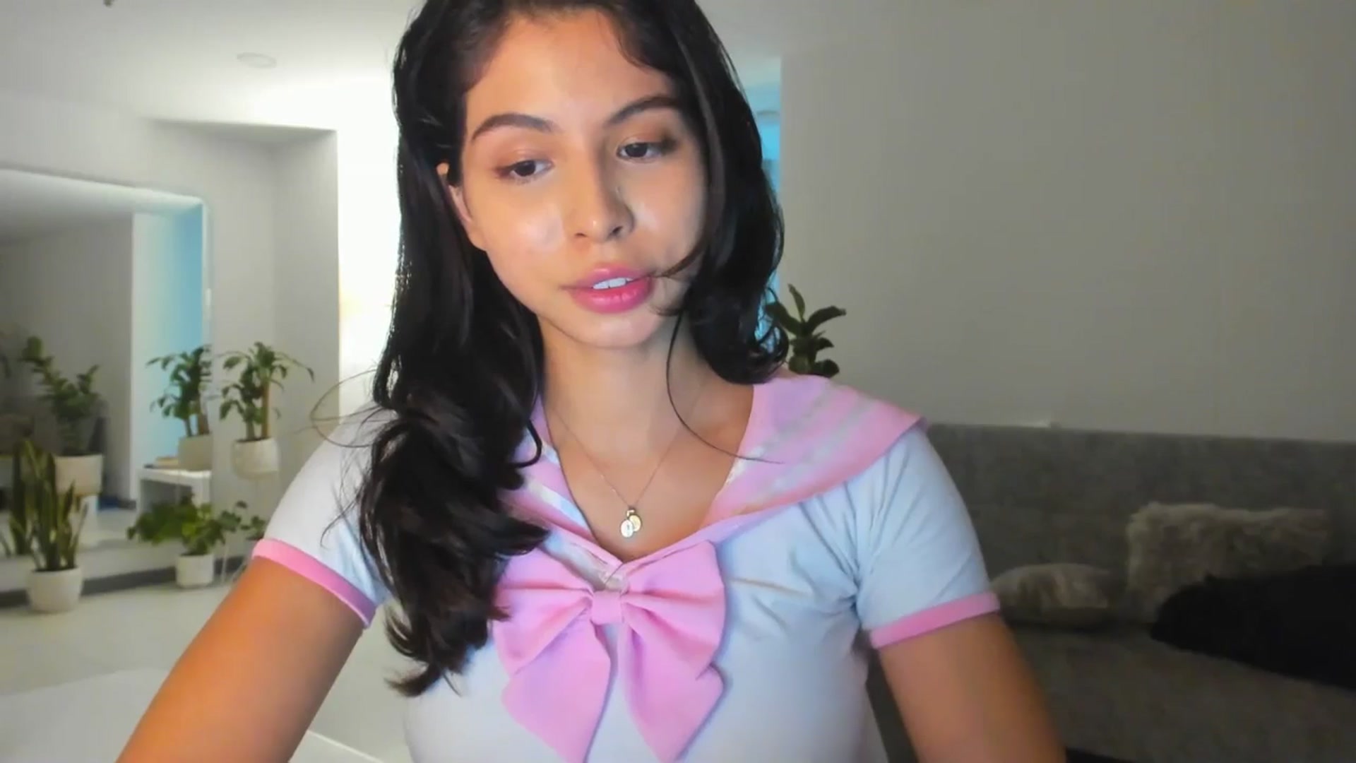 Gallery image thumbnail from Nana_Belle's myfreecams stream on, 05/04/2024, 24:54 image 15 of 20