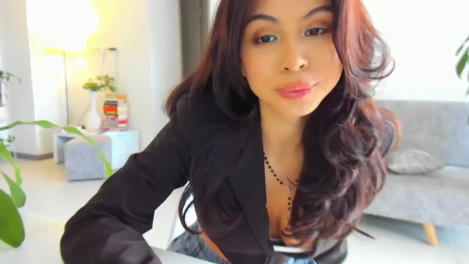 Gallery image thumbnail from Nana_Belle's myfreecams stream on, 05/06/2024, 21:37 image 17 of 20