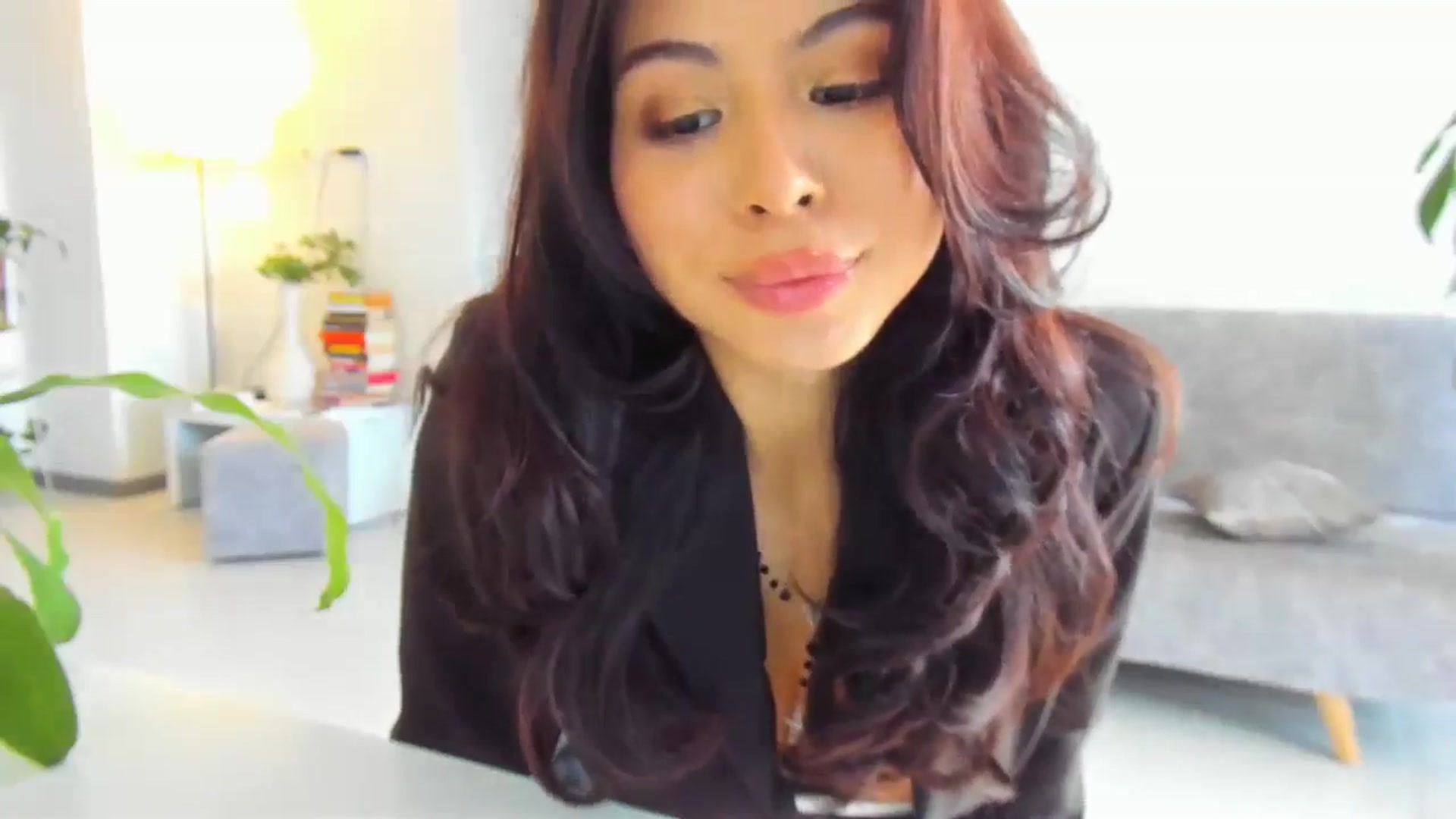 Gallery image thumbnail from Nana_Belle's myfreecams stream on, 05/06/2024, 21:37 image 19 of 20