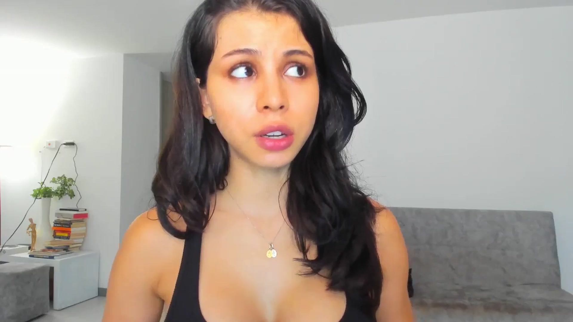 Gallery image thumbnail from Nana_Belle's myfreecams stream on, 06/15/2024, 24:41 image 15 of 20