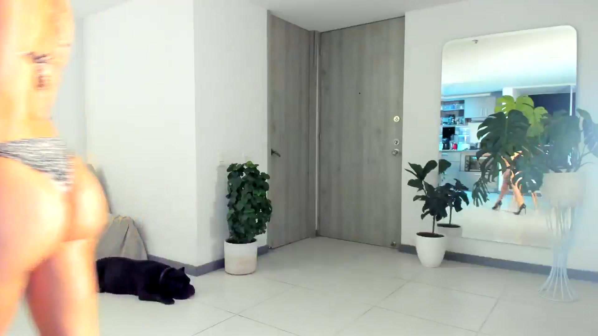 Gallery image thumbnail from Nana_Belle's myfreecams stream on, 08/03/2024, 03:04 image 16 of 20