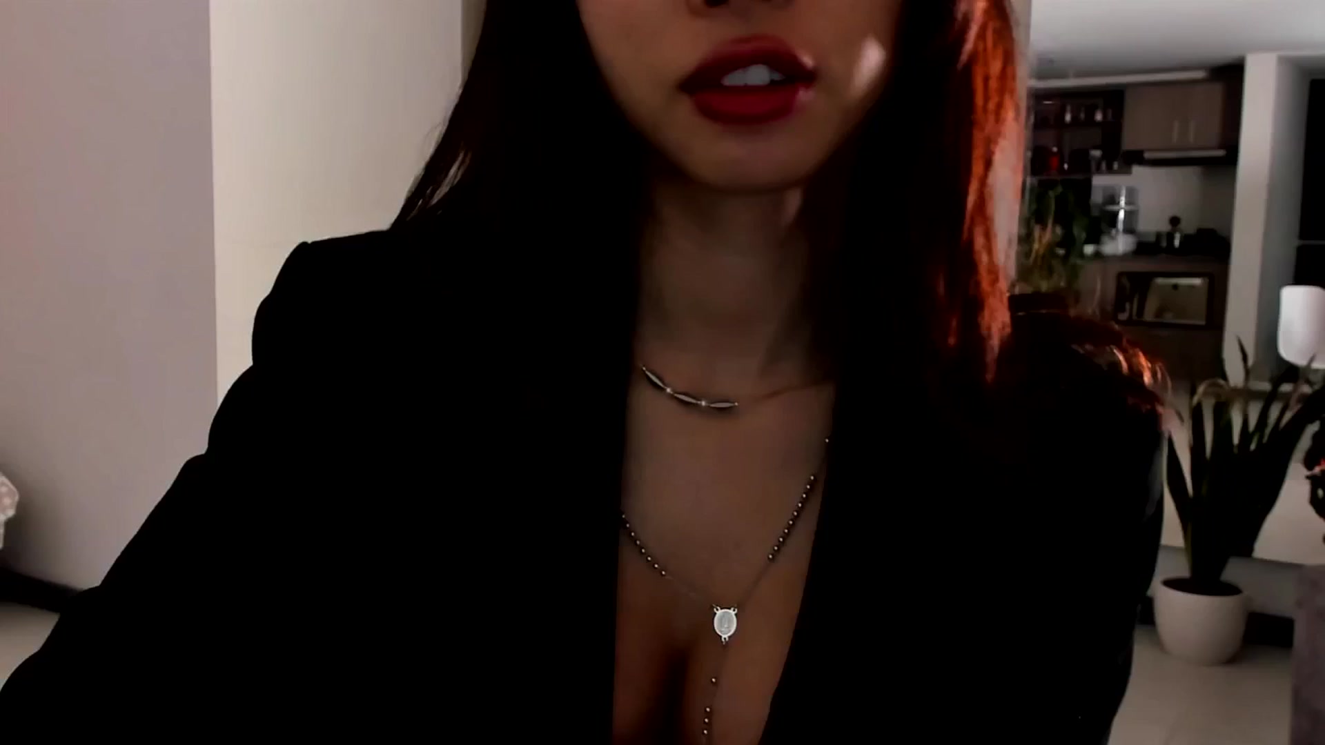 Gallery image thumbnail from Nana_Belle's myfreecams stream on, 10/23/2024, 02:20 image 6 of 20