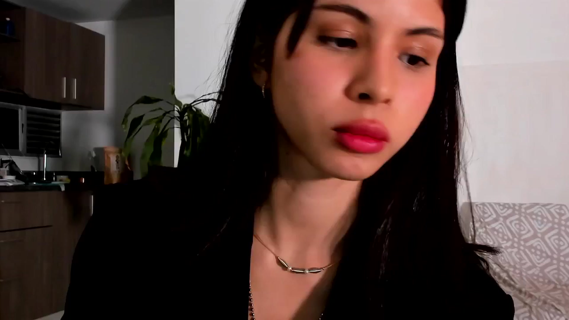 Gallery image thumbnail from Nana_Belle's myfreecams stream on, 10/23/2024, 02:20 image 18 of 20