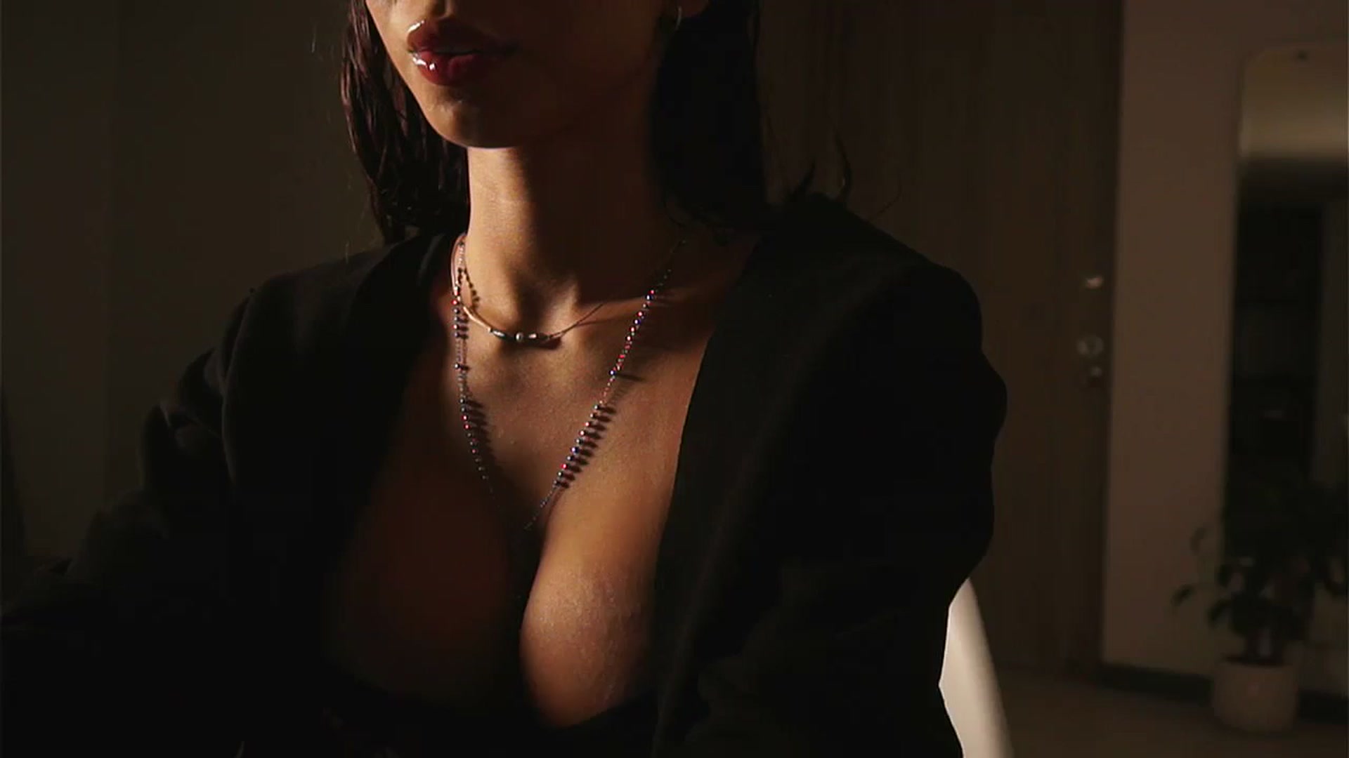 Gallery image thumbnail from Nana_Belle's myfreecams stream on, 11/11/2024, 04:31 image 1 of 20