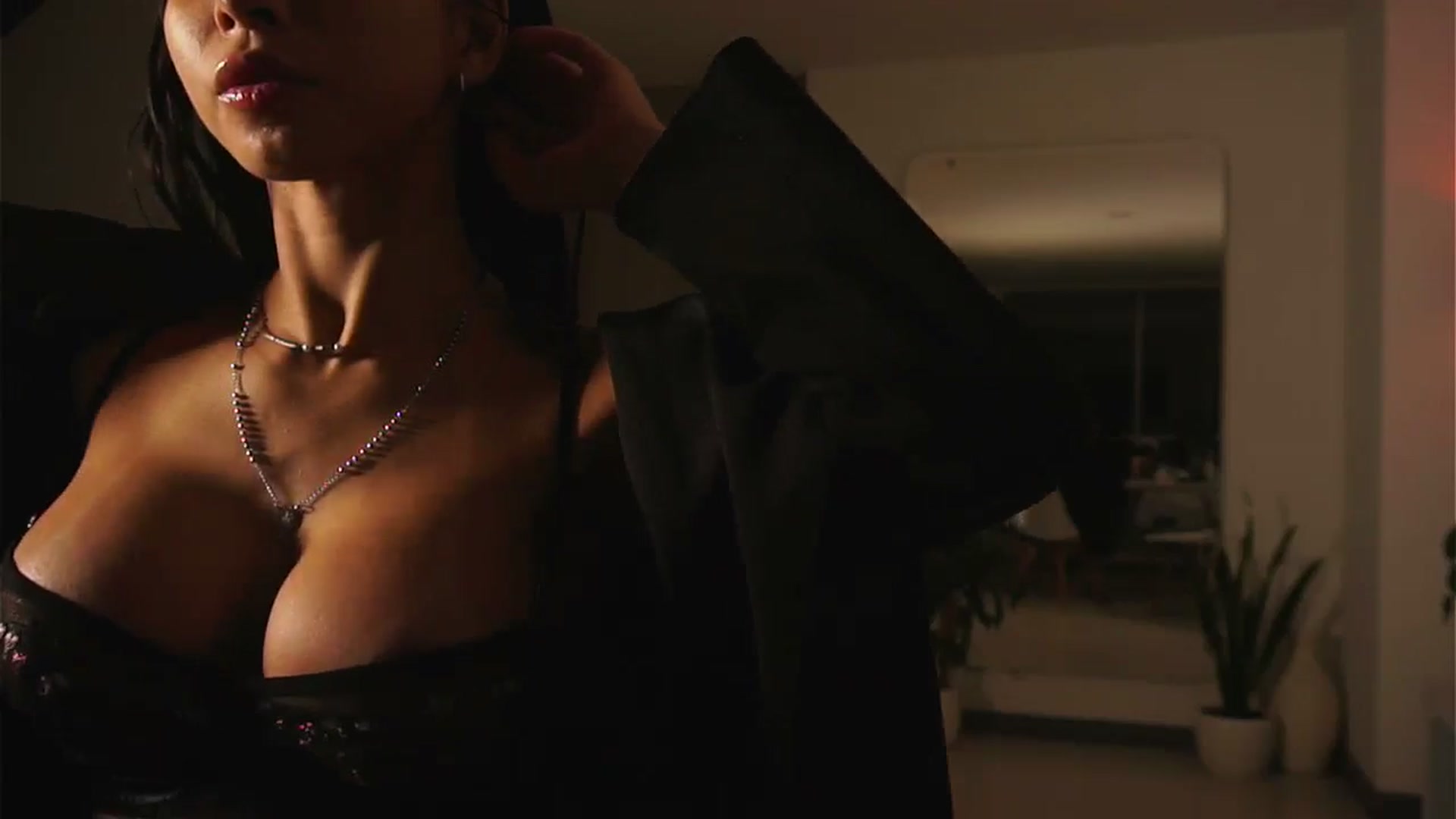 Gallery image thumbnail from Nana_Belle's myfreecams stream on, 11/11/2024, 05:00 image 9 of 20