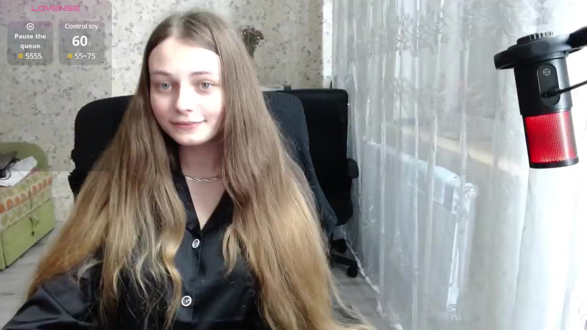 Gallery image thumbnail from Nana_Hot's myfreecams stream on, 11/10/2024, 16:00 image 3 of 20