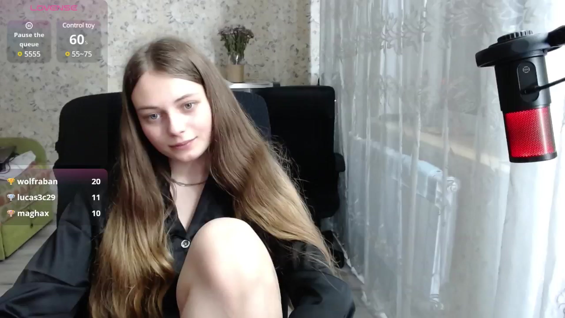 Gallery image thumbnail from Nana_Hot's myfreecams stream on, 11/10/2024, 16:53 image 16 of 20