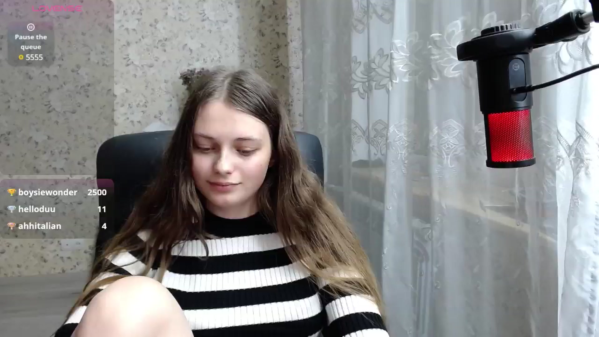 Gallery image thumbnail from Nana_Hot's myfreecams stream on, 11/24/2024, 20:10 image 8 of 20