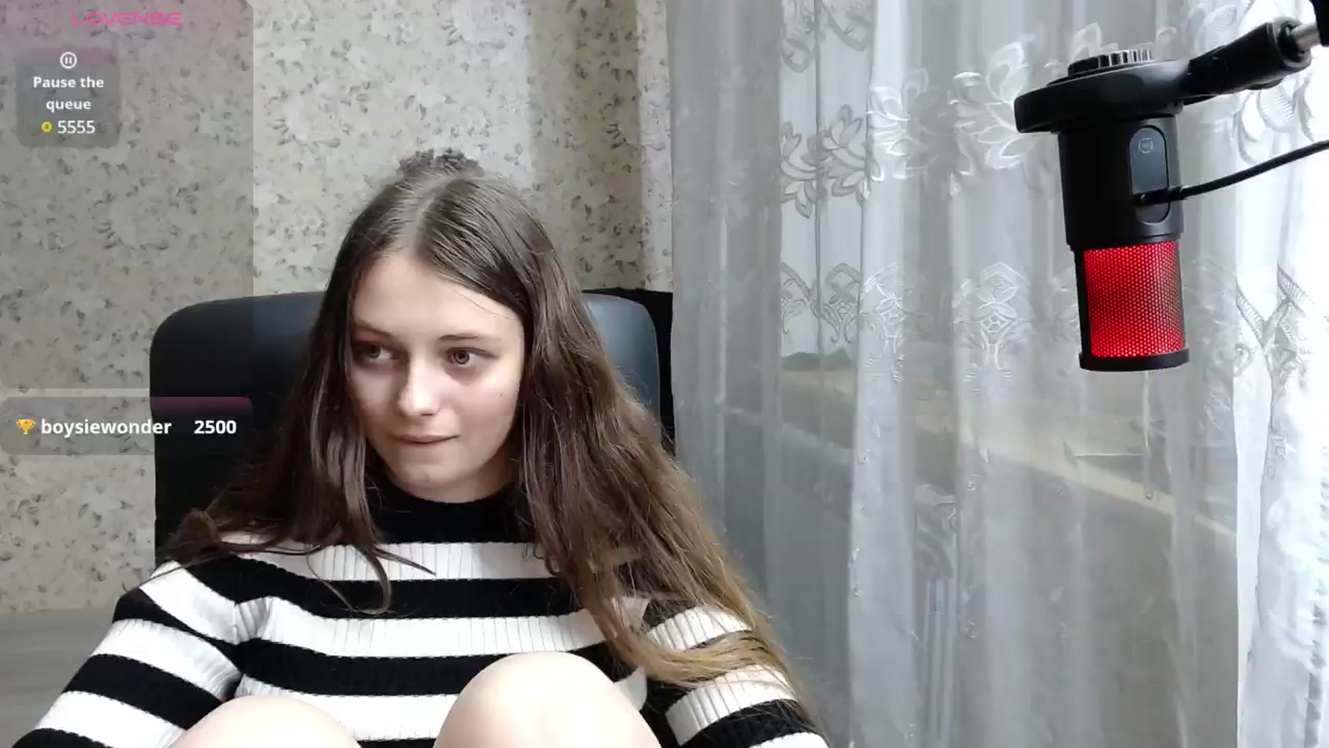 Gallery image thumbnail from Nana_Hot's myfreecams stream on, 11/24/2024, 20:10 image 4 of 20