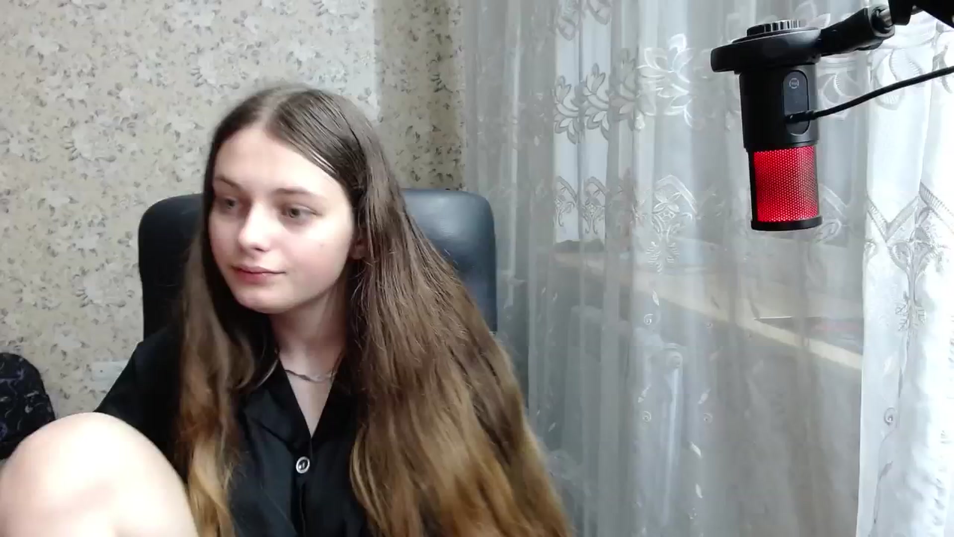 Gallery image thumbnail from Nana_Hot's myfreecams stream on, 12/07/2024, 21:01 image 12 of 20