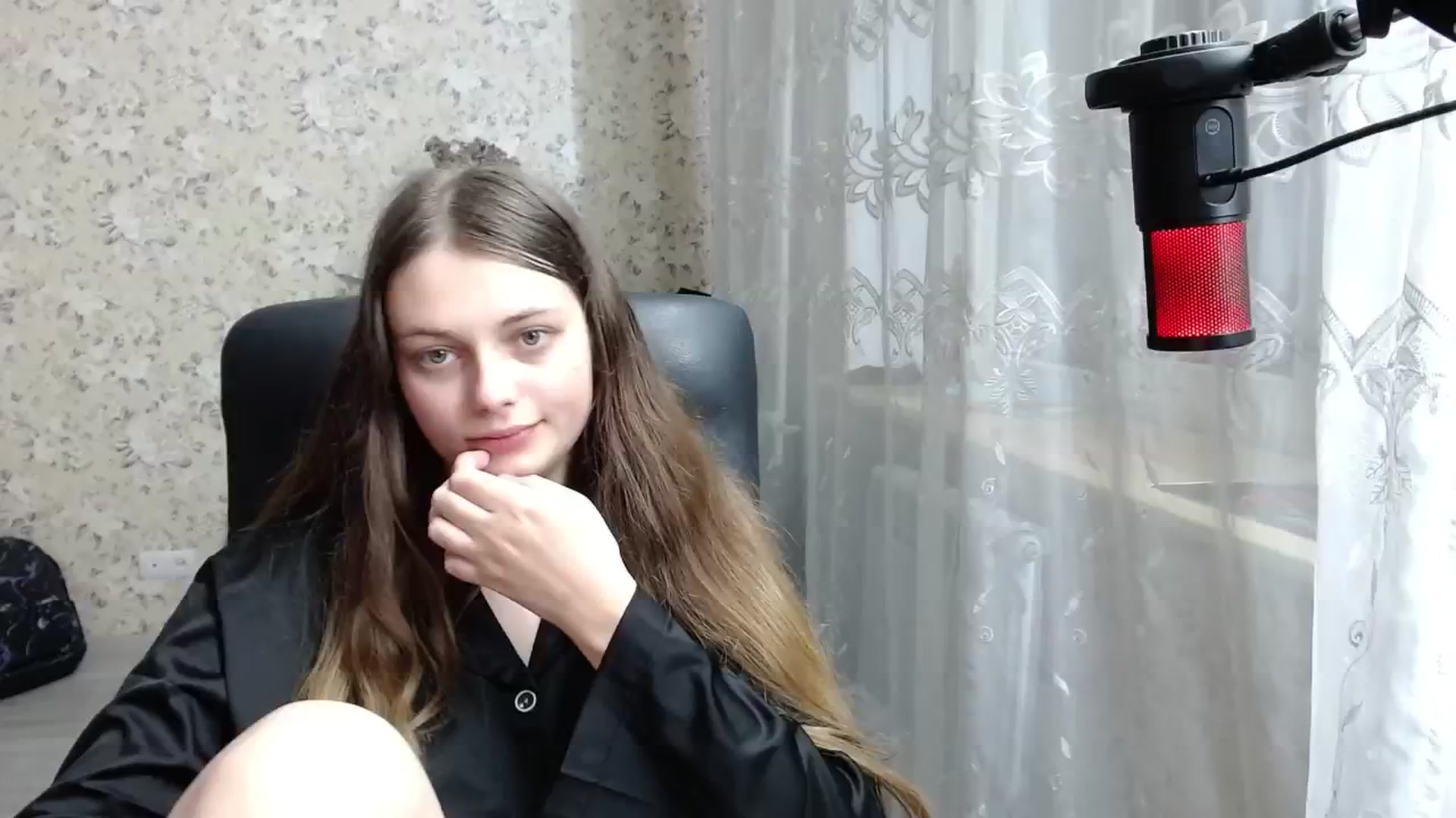 Gallery image thumbnail from Nana_Hot's myfreecams stream on, 12/07/2024, 21:01 image 17 of 20