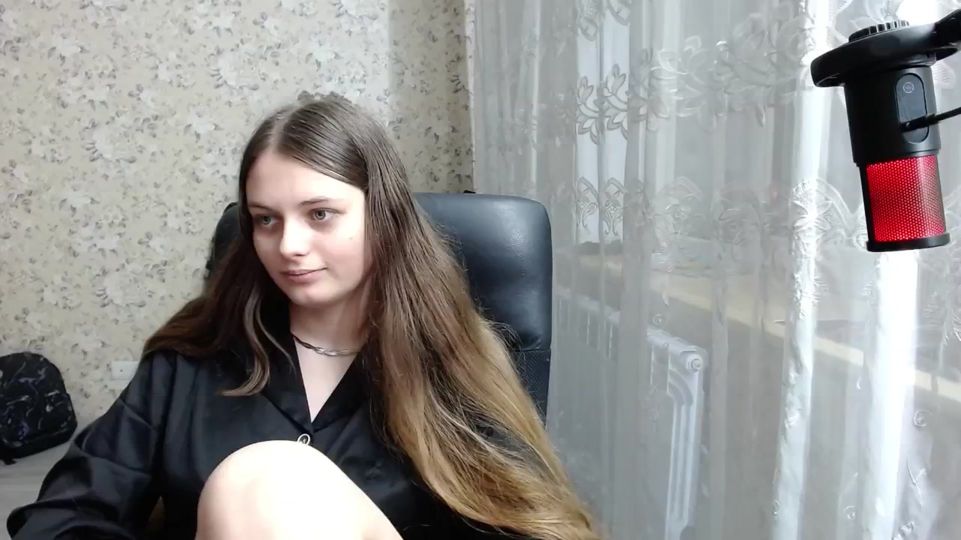 Gallery image thumbnail from Nana_Hot's myfreecams stream on, 12/08/2024, 20:00 image 10 of 20
