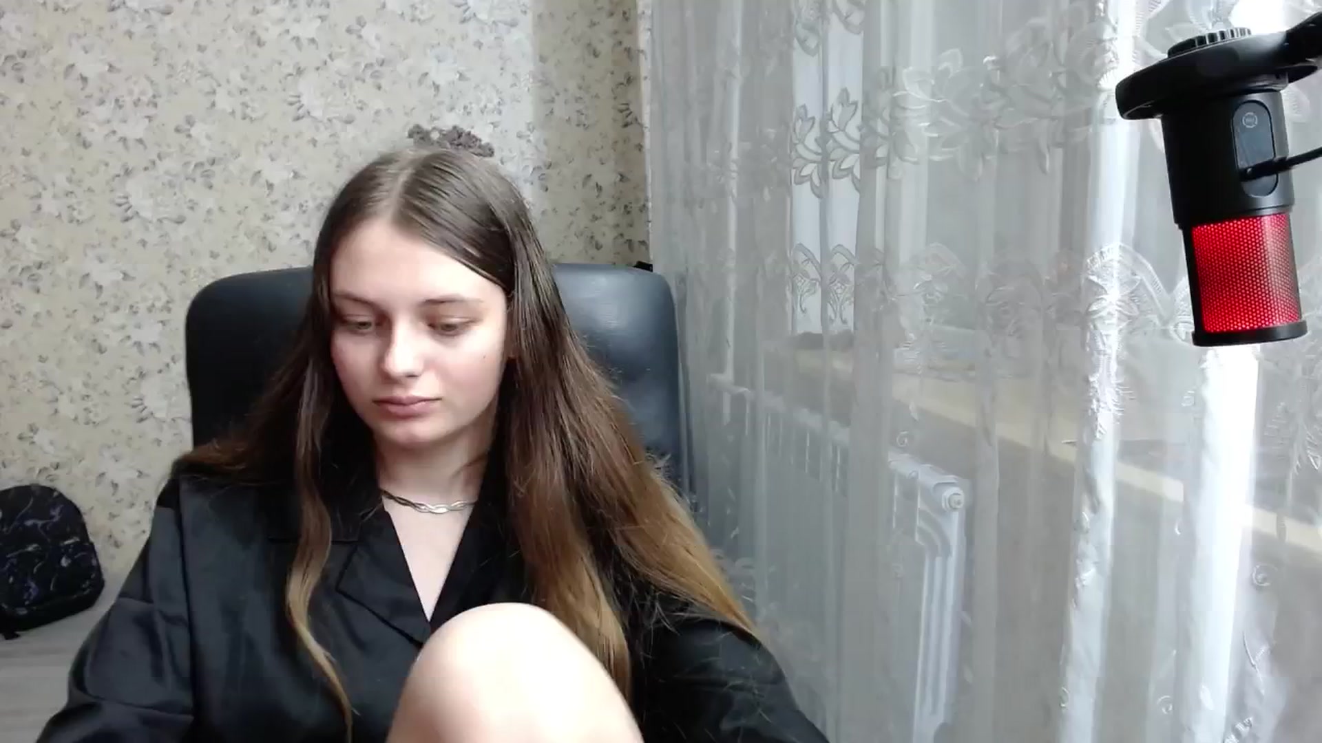 Gallery image thumbnail from Nana_Hot's myfreecams stream on, 12/08/2024, 20:00 image 16 of 20