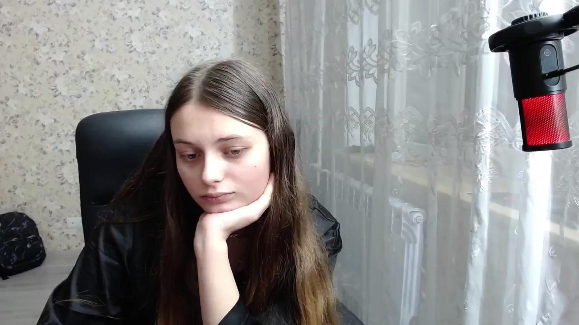 Gallery image thumbnail from Nana_Hot's myfreecams stream on, 12/08/2024, 20:00 image 17 of 20