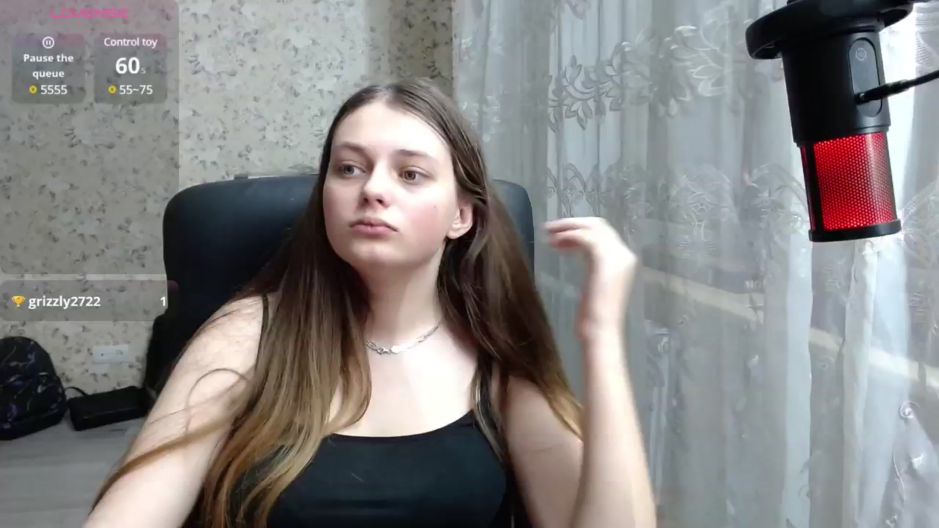 Gallery image thumbnail from Nana_Hot's myfreecams stream on, 12/18/2024, 20:03 image 17 of 20