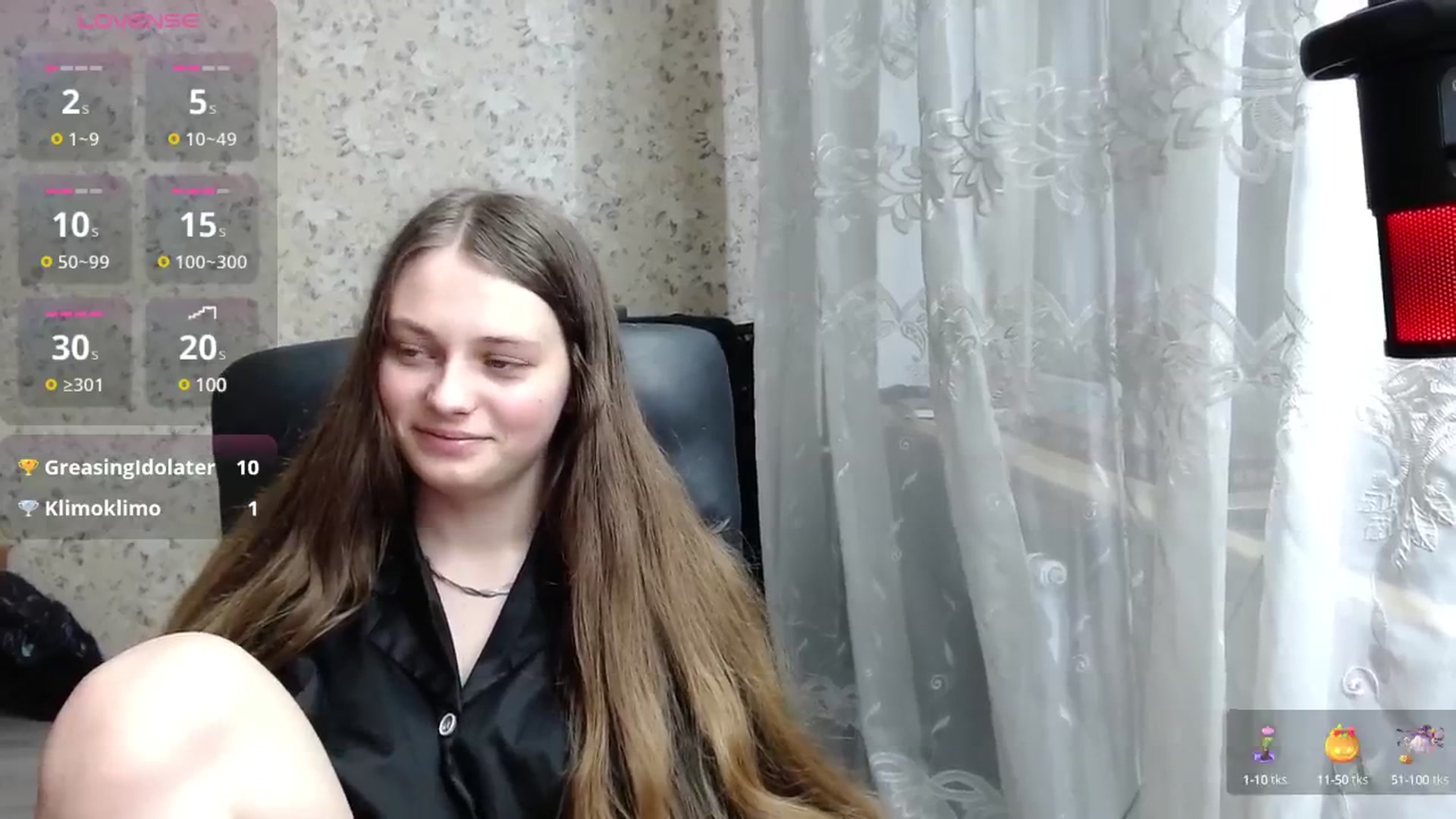 Gallery image thumbnail from Nana_Hot's myfreecams stream on, 12/25/2024, 19:37 image 12 of 20
