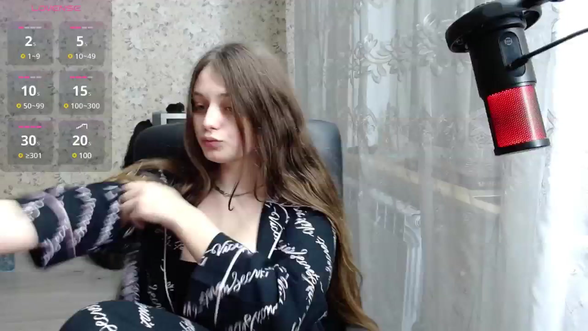 Gallery image thumbnail from Nana_Hot's myfreecams stream on, 01/01/2025, 18:27 image 3 of 20