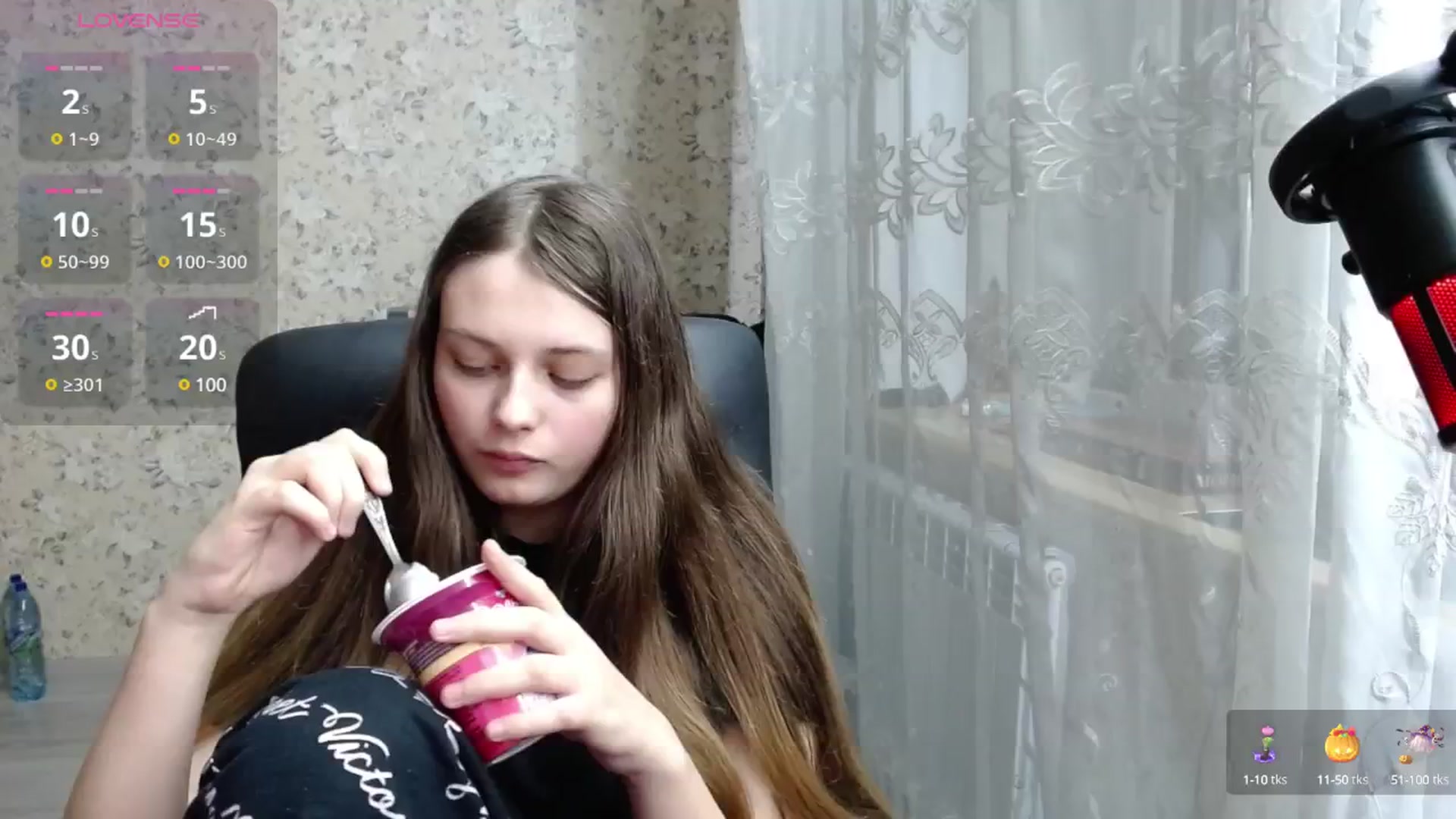 Gallery image thumbnail from Nana_Hot's myfreecams stream on, 01/05/2025, 18:24 image 6 of 20
