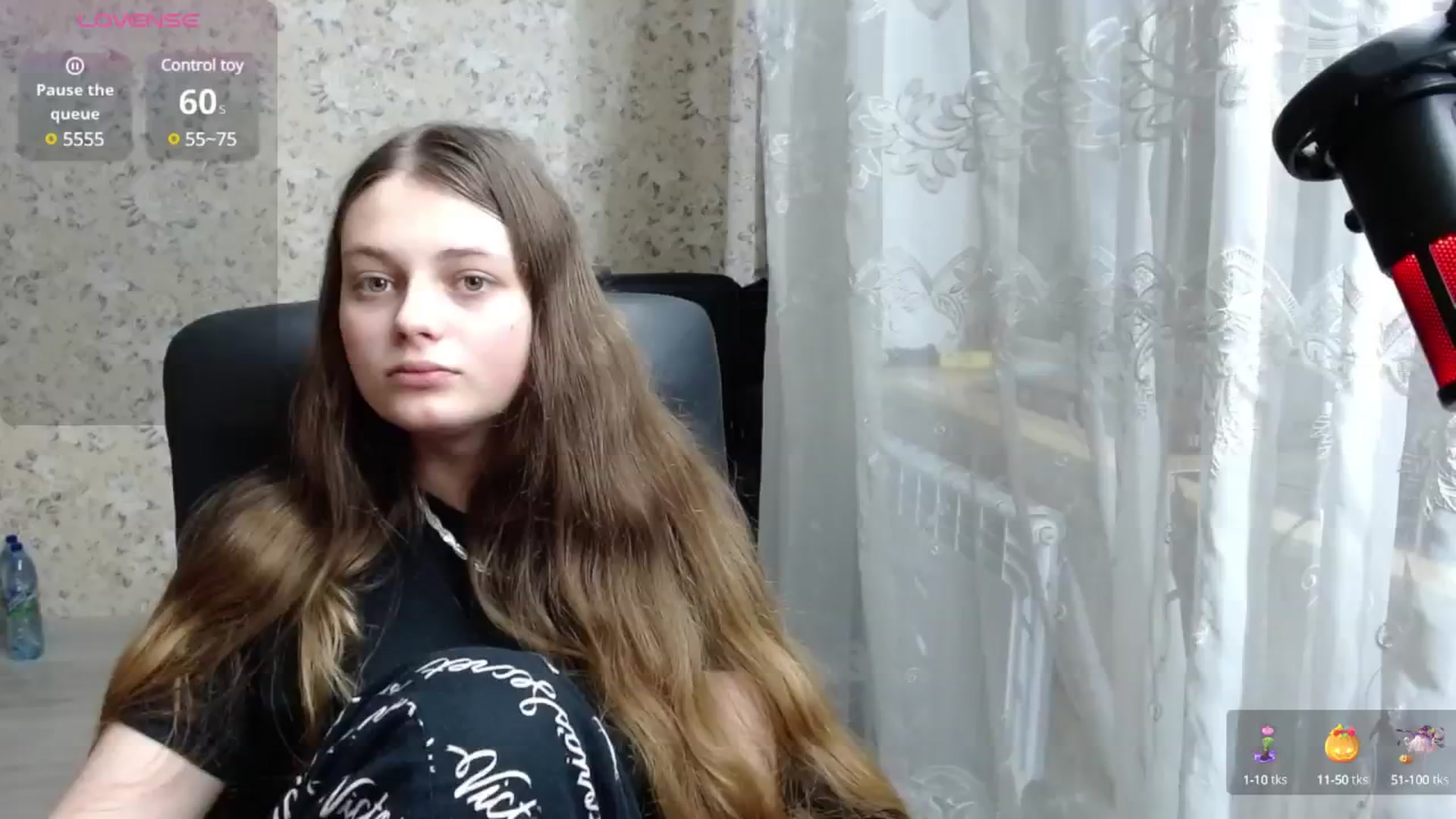 Gallery image thumbnail from Nana_Hot's myfreecams stream on, 01/08/2025, 17:05 image 9 of 20