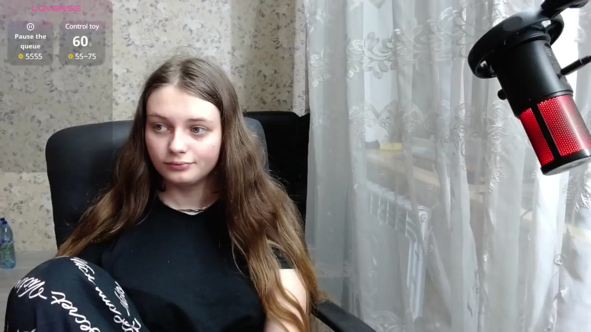 Gallery image thumbnail from Nana_Hot's myfreecams stream on, 01/08/2025, 18:31 image 9 of 20