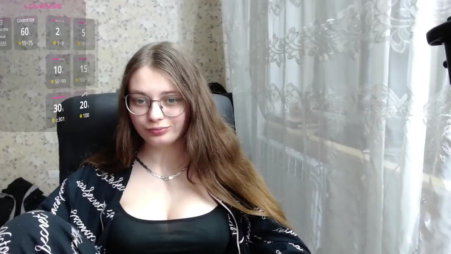 Gallery image thumbnail from Nana_Hot's myfreecams stream on, 01/14/2025, 18:17 image 4 of 20