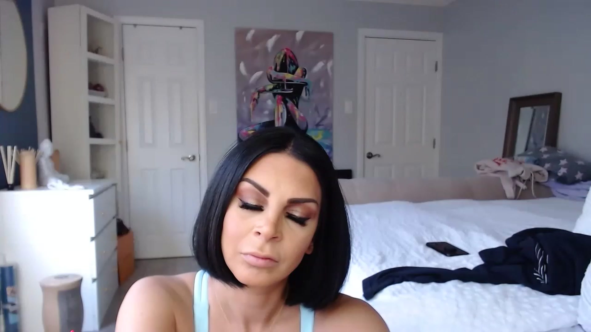 Gallery image thumbnail from NancyFlux1's myfreecams stream on, 02/15/2023, 22:00 image 14 of 20