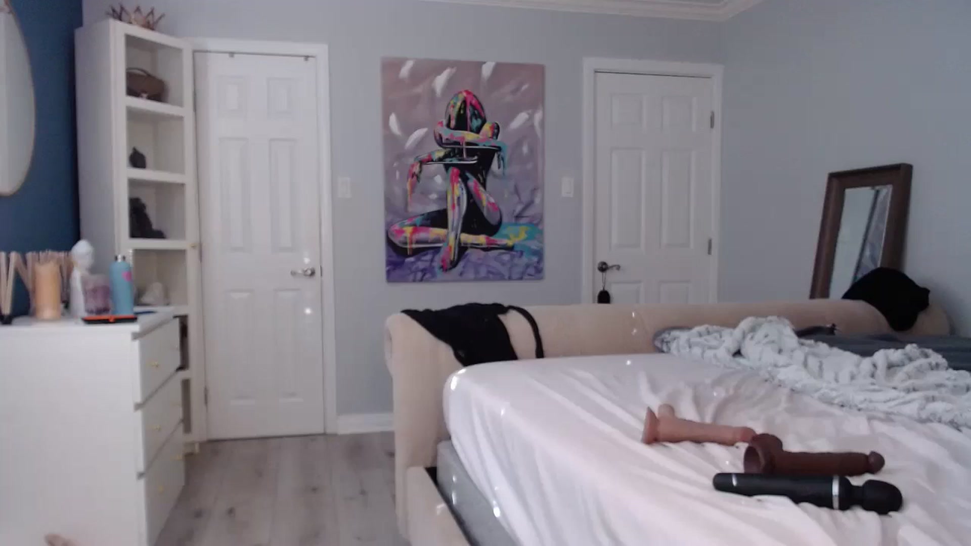 Gallery image thumbnail from NancyFlux1's myfreecams stream on, 08/26/2023, 24:46 image 9 of 20
