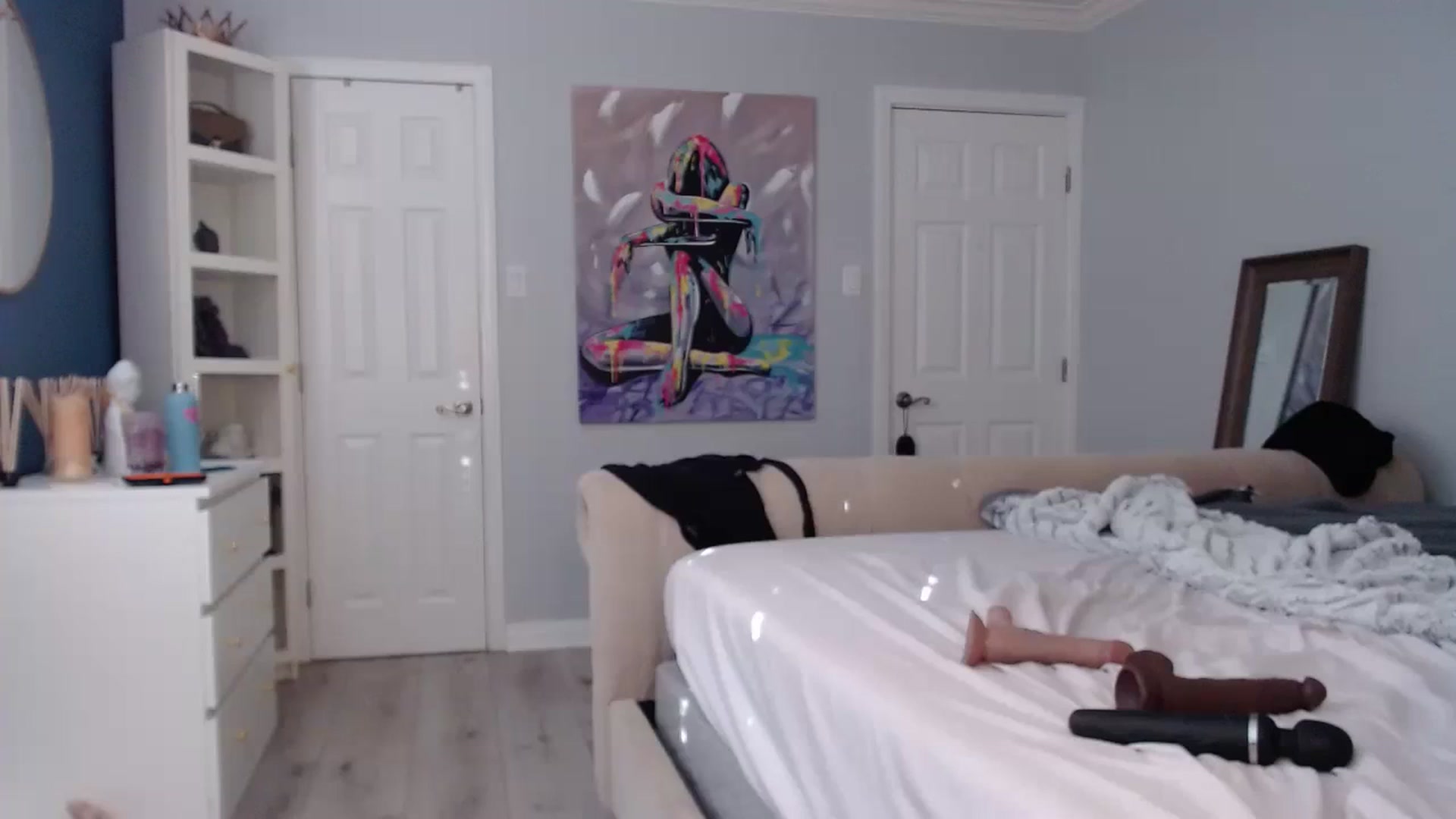Gallery image thumbnail from NancyFlux1's myfreecams stream on, 08/26/2023, 24:46 image 12 of 20