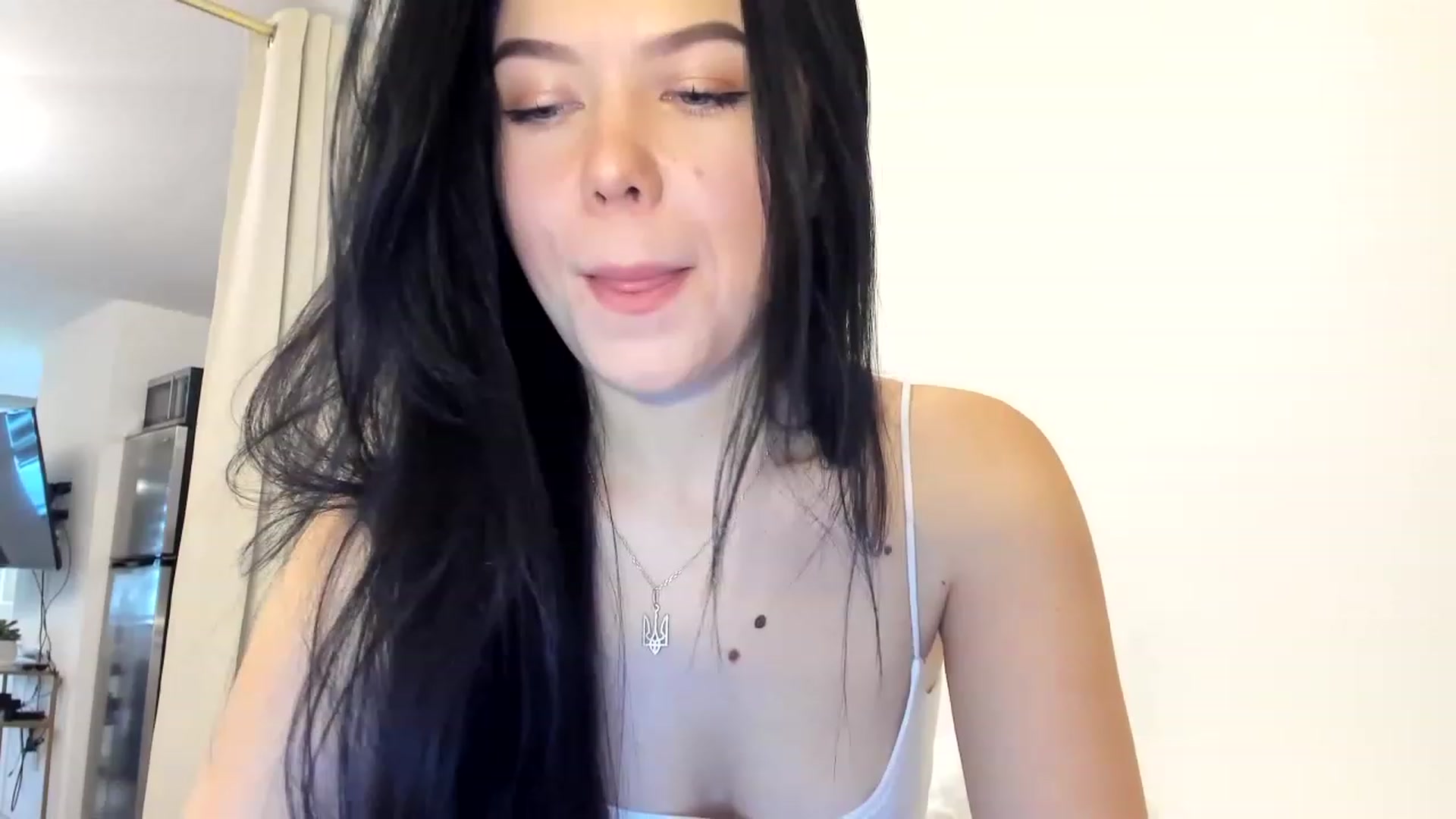 Gallery image thumbnail from Nancy_Morris's myfreecams stream on, 01/08/2023, 19:39 image 17 of 20