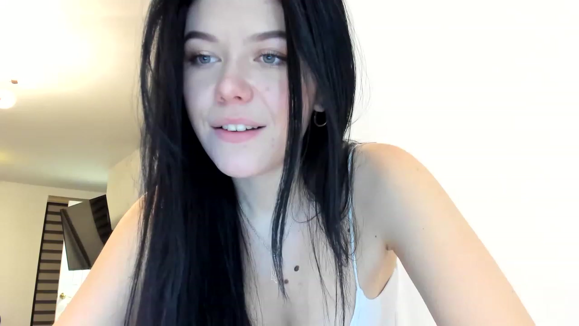Gallery image thumbnail from Nancy_Morris's myfreecams stream on, 01/10/2023, 24:40 image 16 of 20
