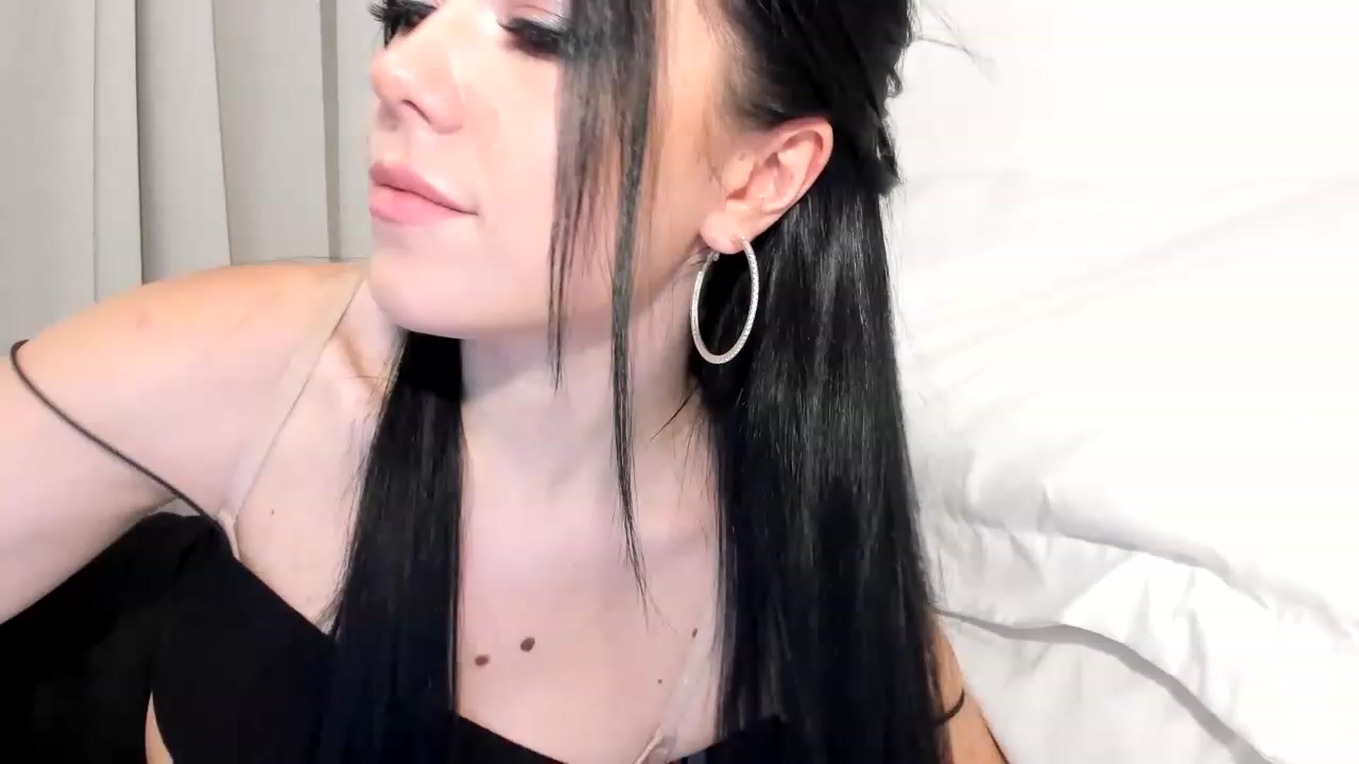 Gallery image thumbnail from Nancy_Morris's myfreecams stream on, 01/23/2023, 24:43 image 2 of 20