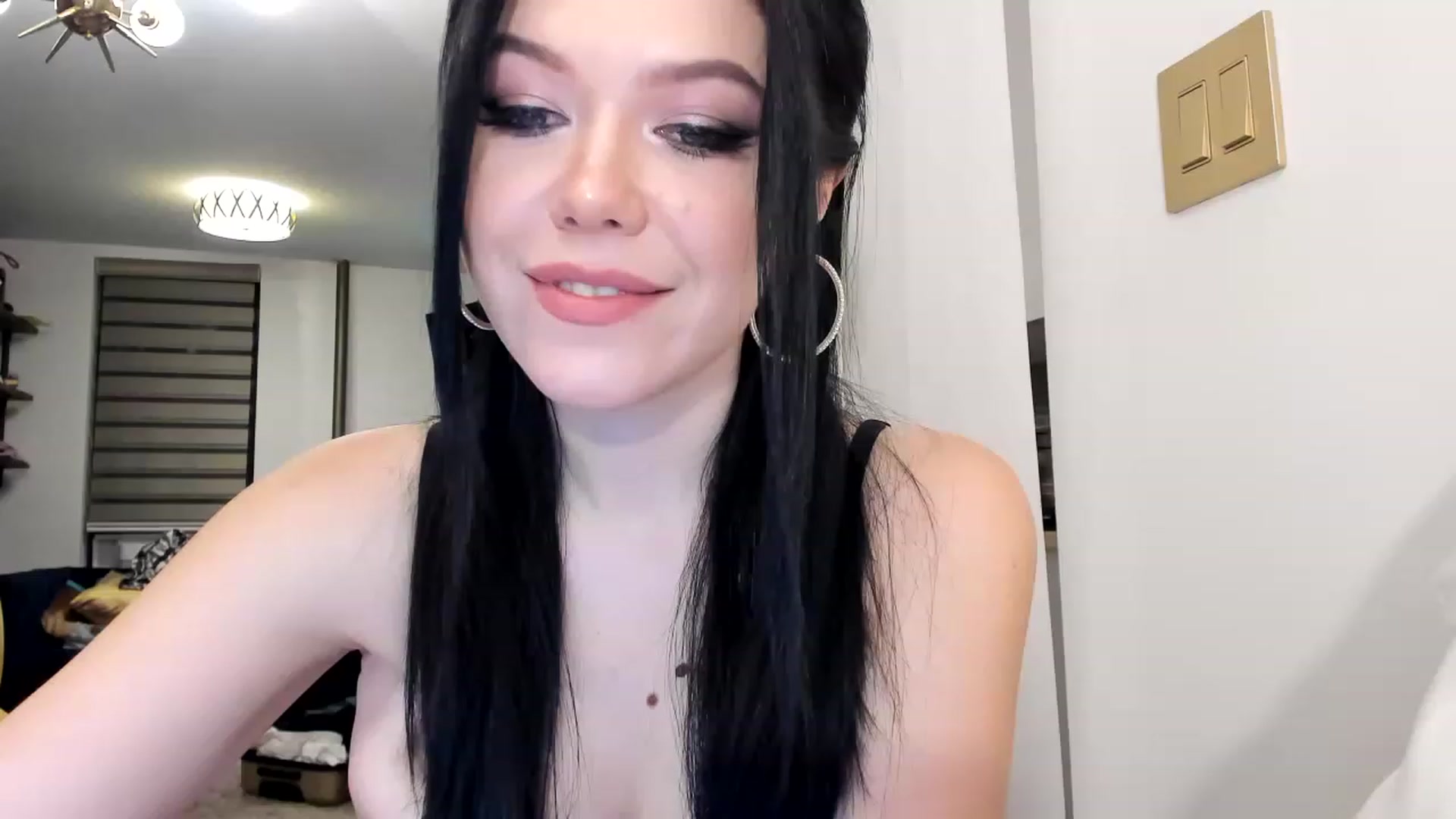 Gallery image thumbnail from Nancy_Morris's myfreecams stream on, 01/23/2023, 02:03 image 4 of 20