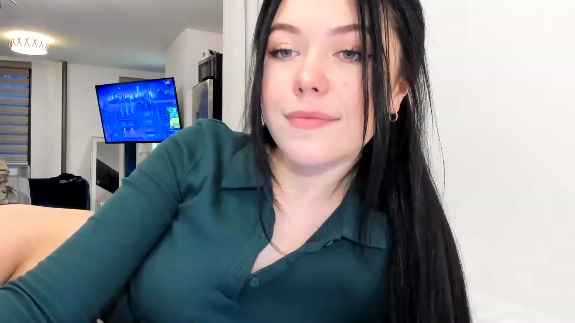 Gallery image thumbnail from Nancy_Morris's myfreecams stream on, 01/25/2023, 23:46 image 8 of 20