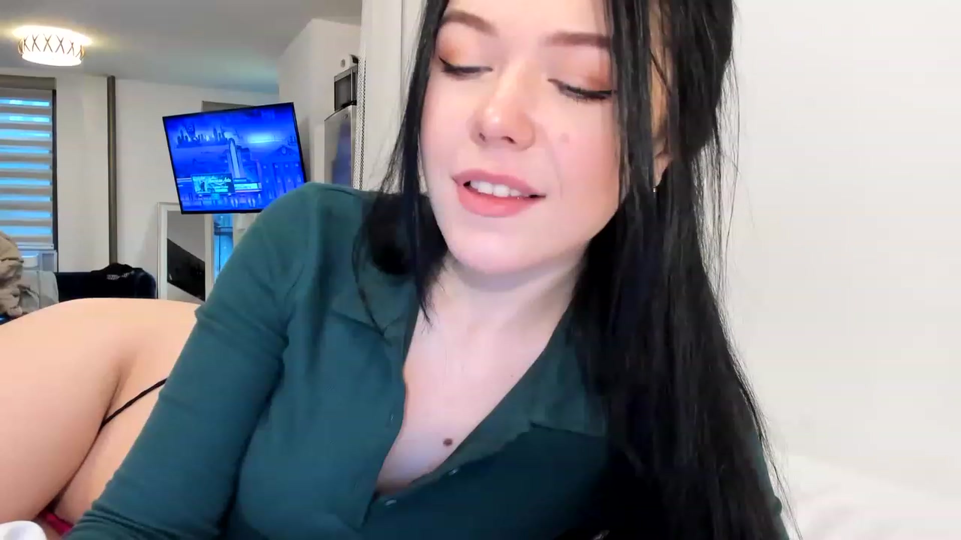 Gallery image thumbnail from Nancy_Morris's myfreecams stream on, 01/25/2023, 23:46 image 4 of 20