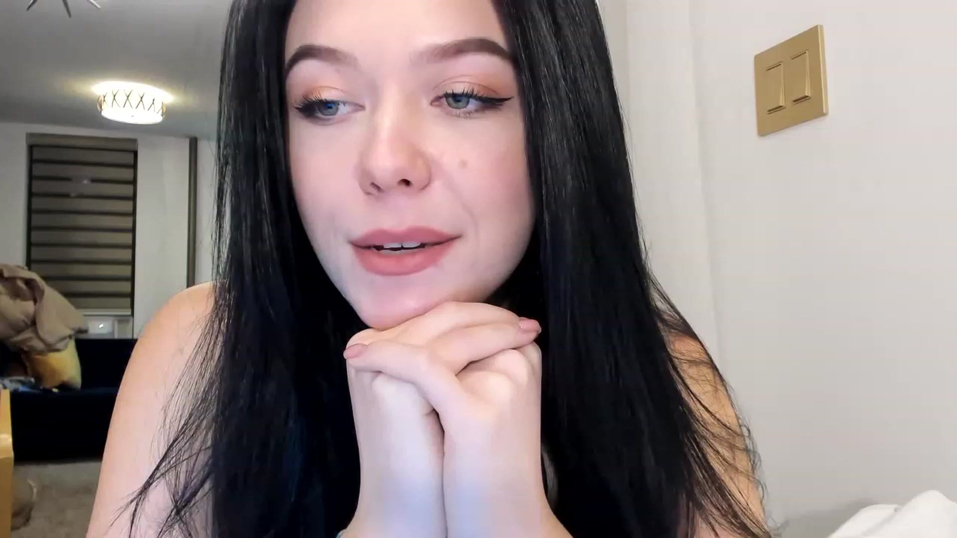 Gallery image thumbnail from Nancy_Morris's myfreecams stream on, 01/27/2023, 24:22 image 8 of 20