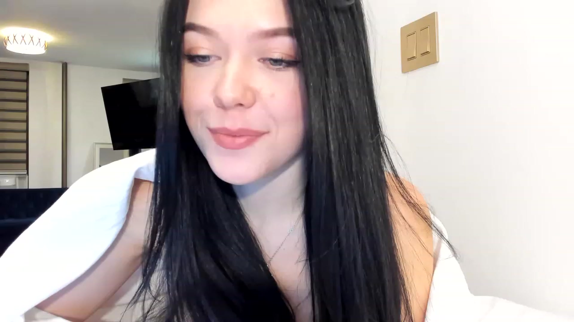 Gallery image thumbnail from Nancy_Morris's myfreecams stream on, 01/27/2023, 24:22 image 17 of 20