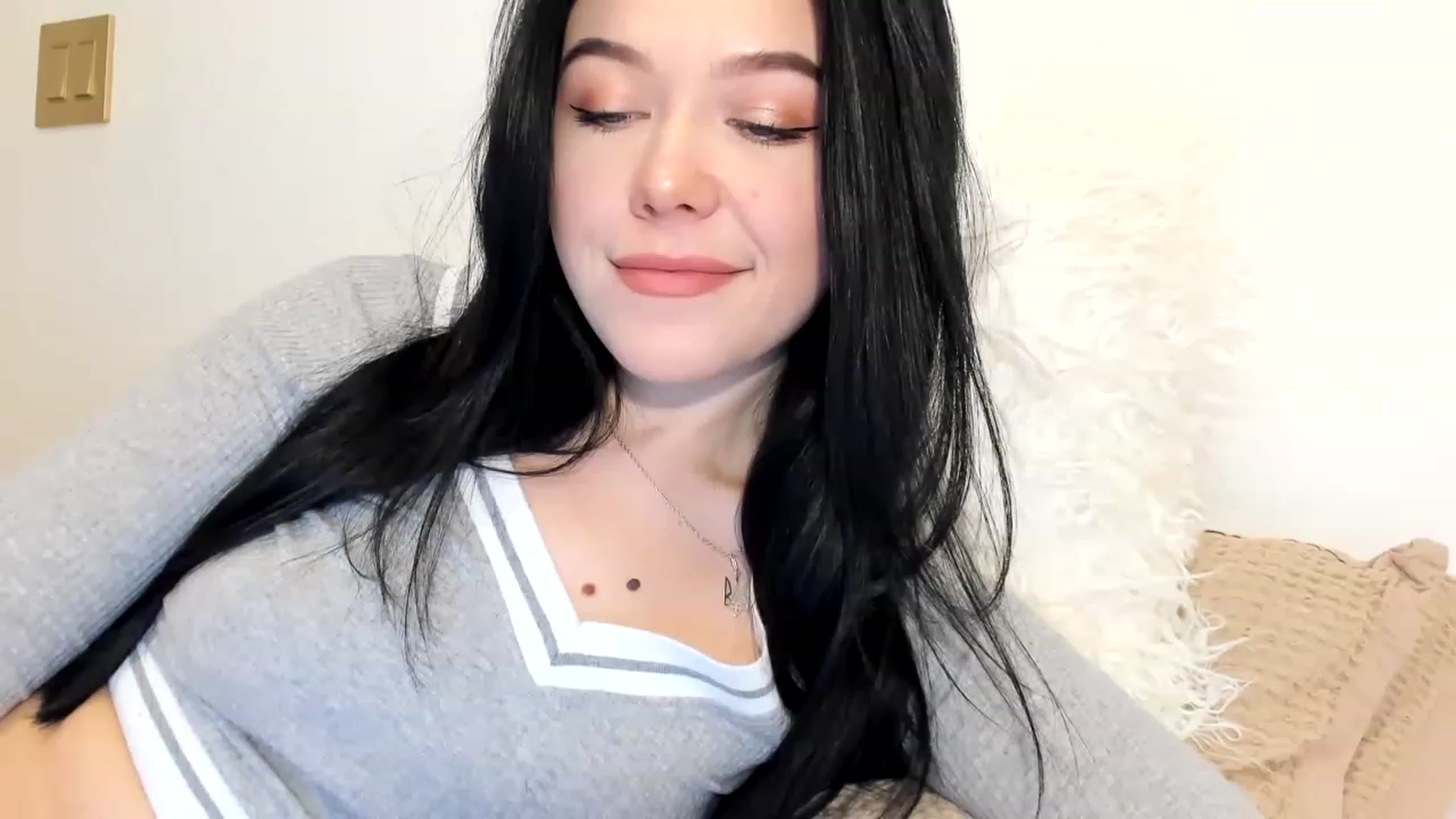 Gallery image thumbnail from Nancy_Morris's myfreecams stream on, 01/27/2023, 22:31 image 11 of 20