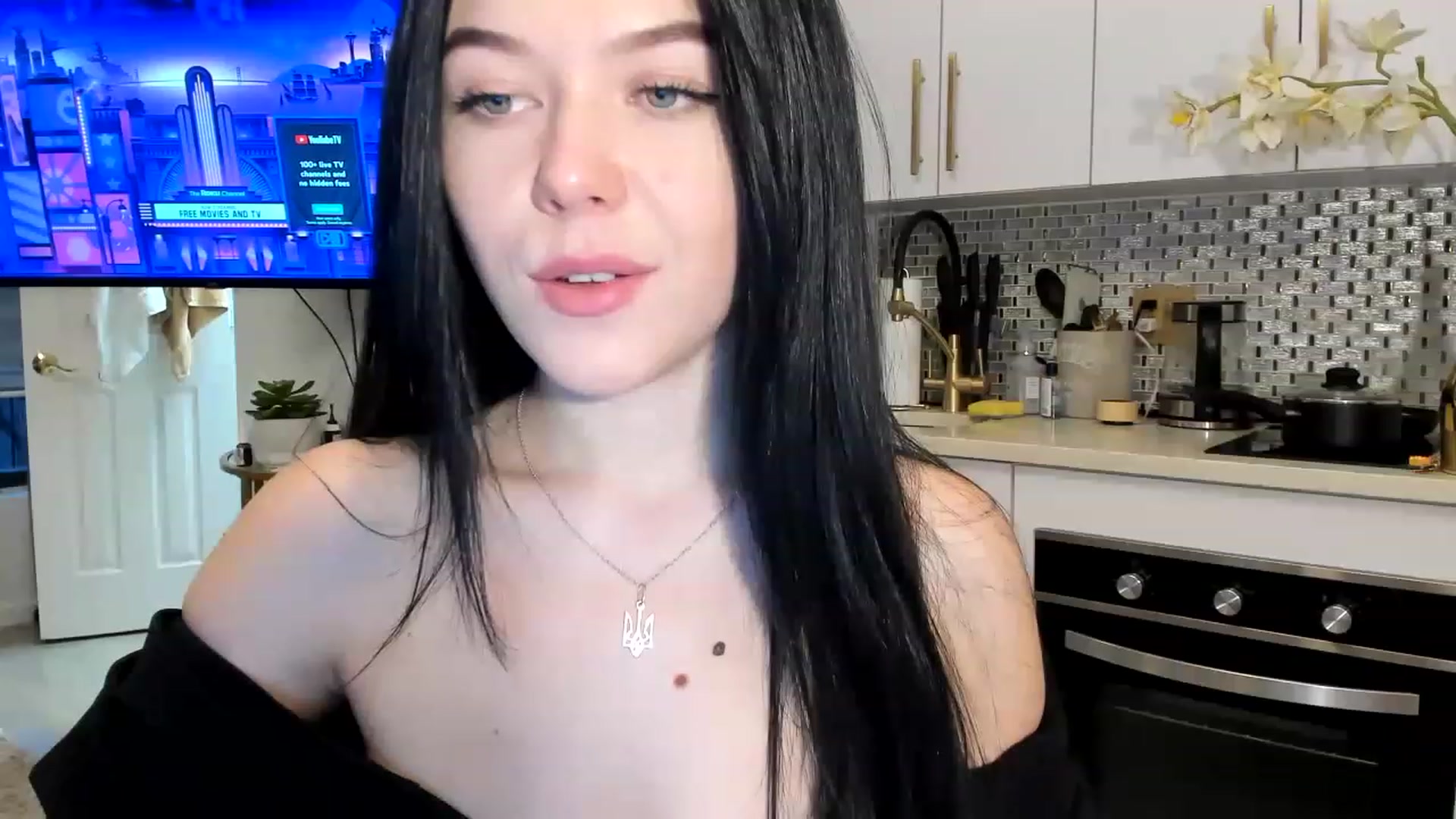 Gallery image thumbnail from Nancy_Morris's myfreecams stream on, 01/29/2023, 22:15 image 18 of 20