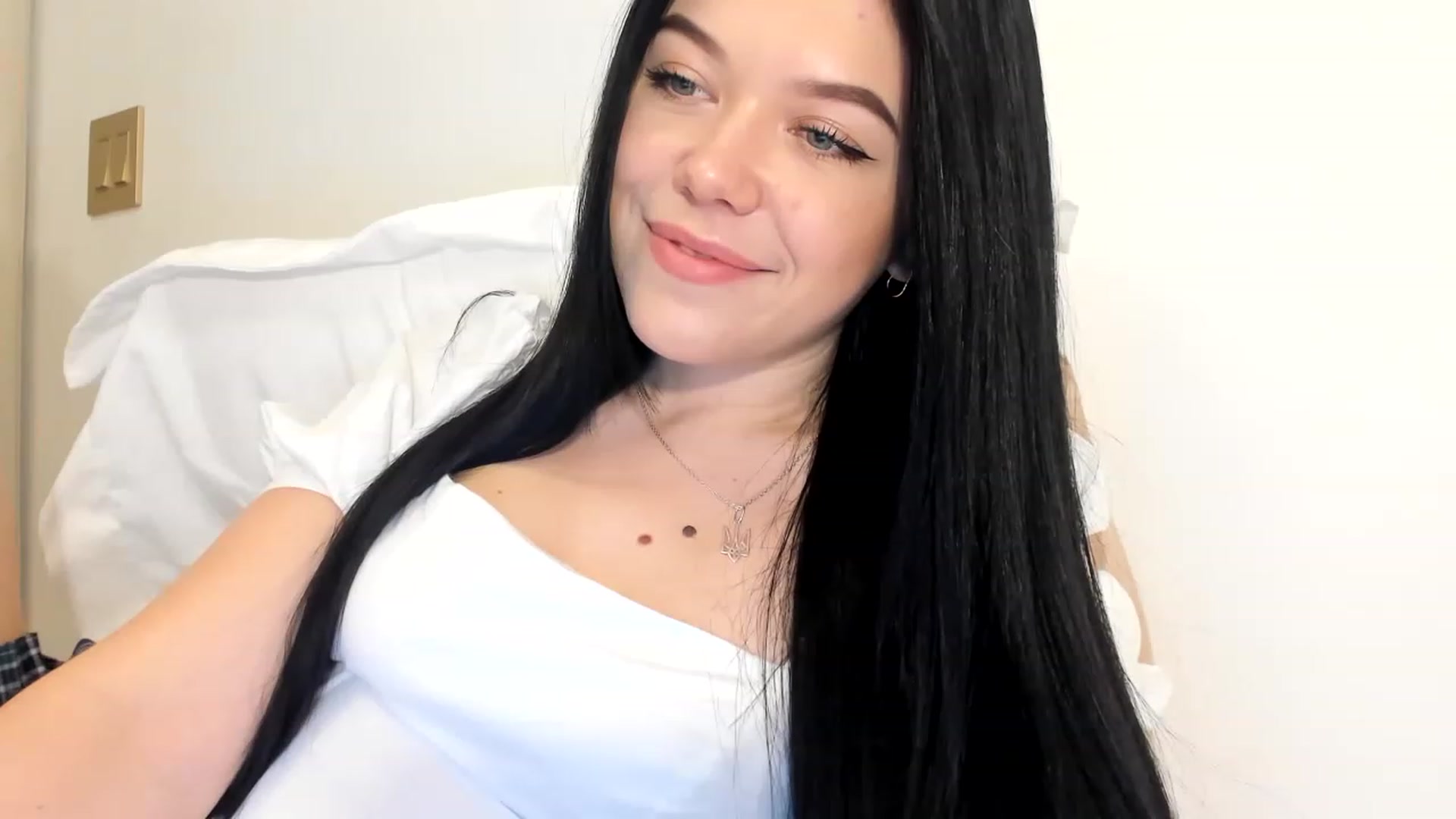 Gallery image thumbnail from Nancy_Morris's myfreecams stream on, 01/30/2023, 22:48 image 8 of 20