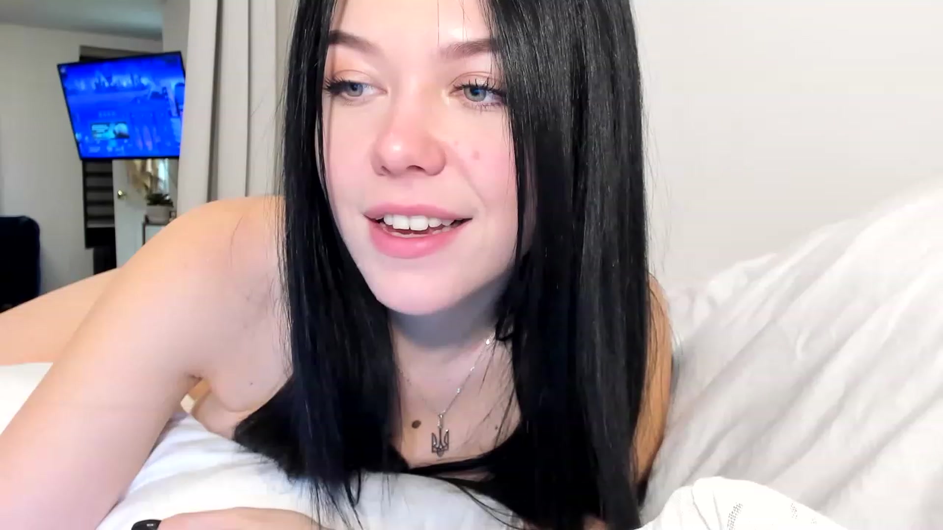 Gallery image thumbnail from Nancy_Morris's myfreecams stream on, 02/03/2023, 01:37 image 11 of 20