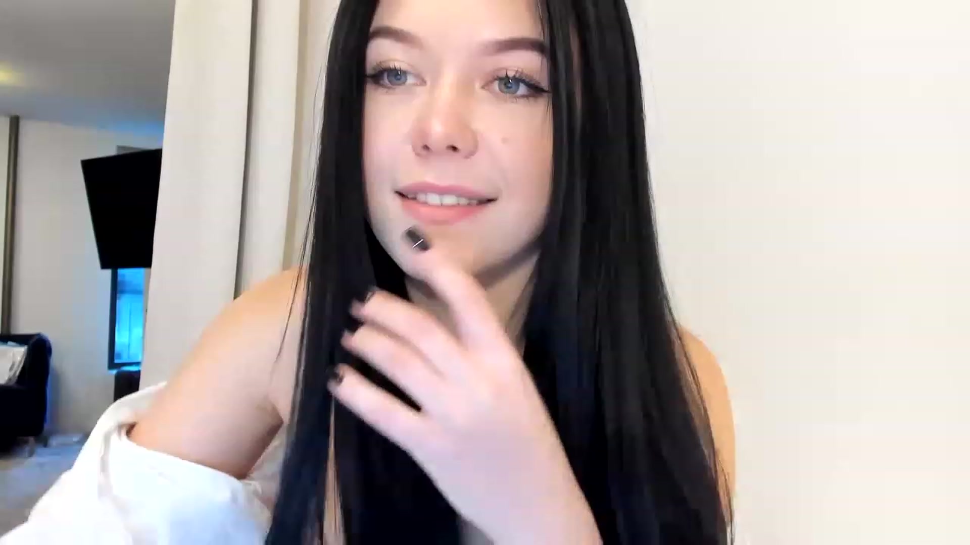 Gallery image thumbnail from Nancy_Morris's myfreecams stream on, 02/03/2023, 22:05 image 10 of 20