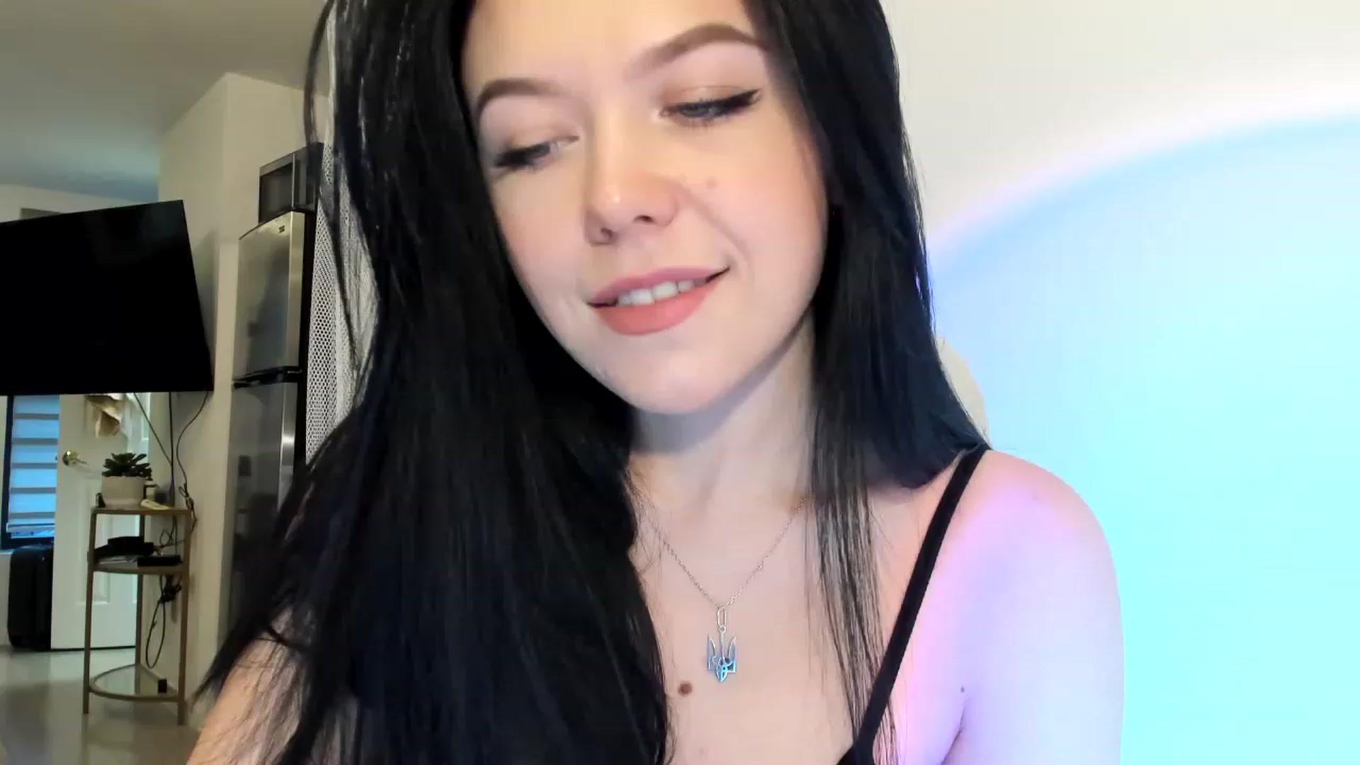 Gallery image thumbnail from Nancy_Morris's myfreecams stream on, 02/04/2023, 22:32 image 14 of 20
