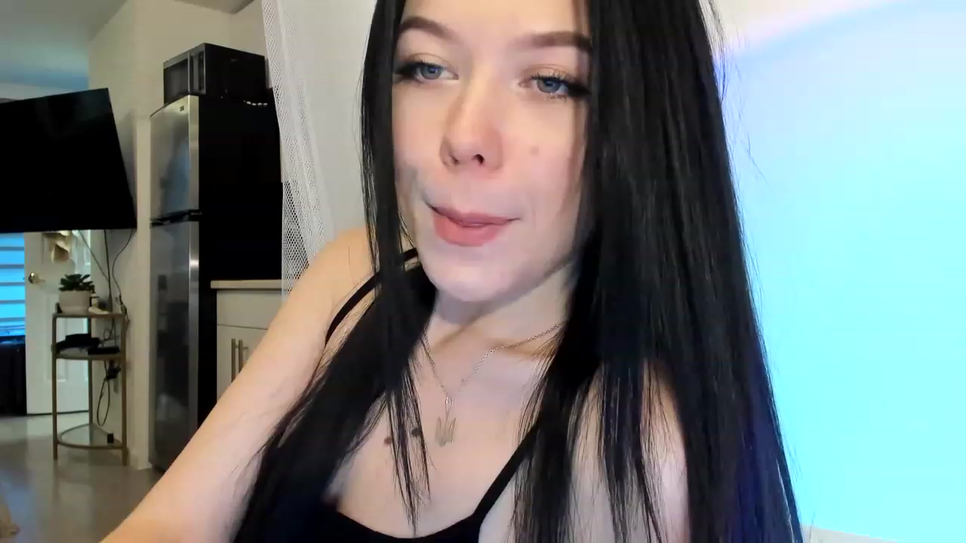Gallery image thumbnail from Nancy_Morris's myfreecams stream on, 02/04/2023, 22:32 image 11 of 20