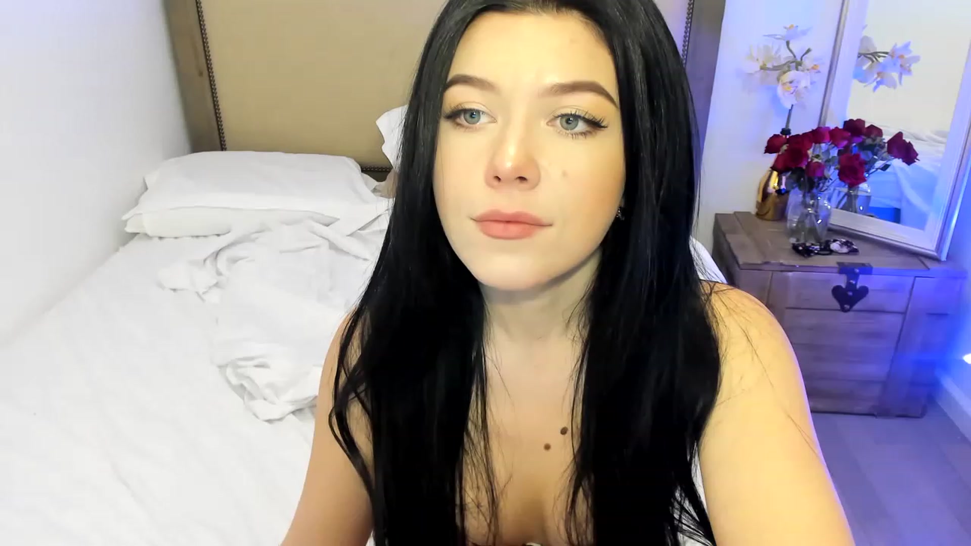 Gallery image thumbnail from Nancy_Morris's myfreecams stream on, 02/06/2023, 24:50 image 1 of 20
