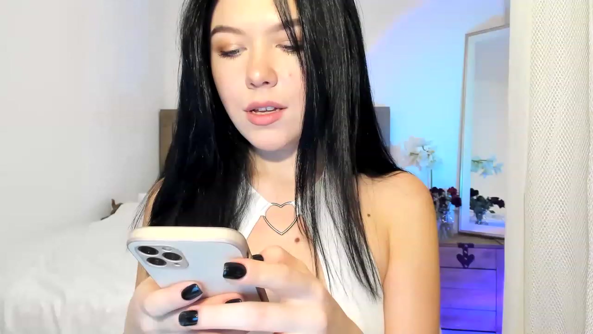Gallery image thumbnail from Nancy_Morris's myfreecams stream on, 02/09/2023, 20:58 image 11 of 20