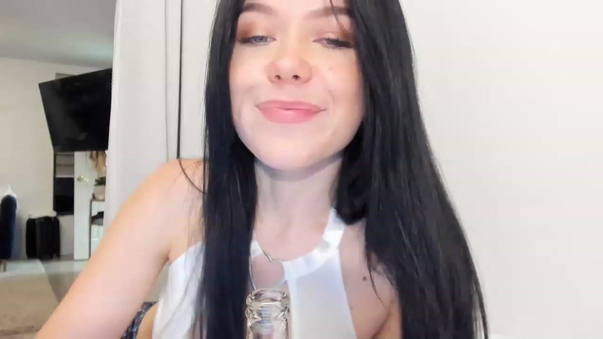 Gallery image thumbnail from Nancy_Morris's myfreecams stream on, 02/10/2023, 02:28 image 11 of 20